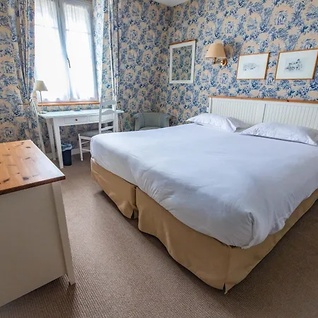 Hotel Flornoy Baie De La Baule 3*